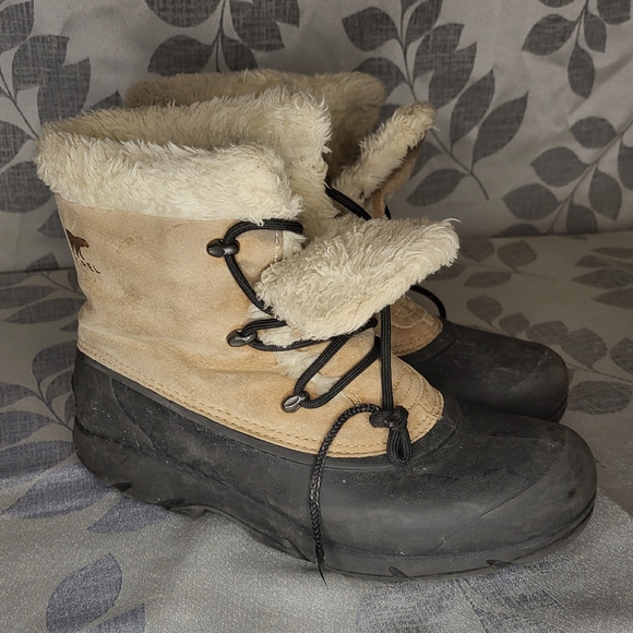 Sorel Snow Angel Boots - Picture 7 of 9